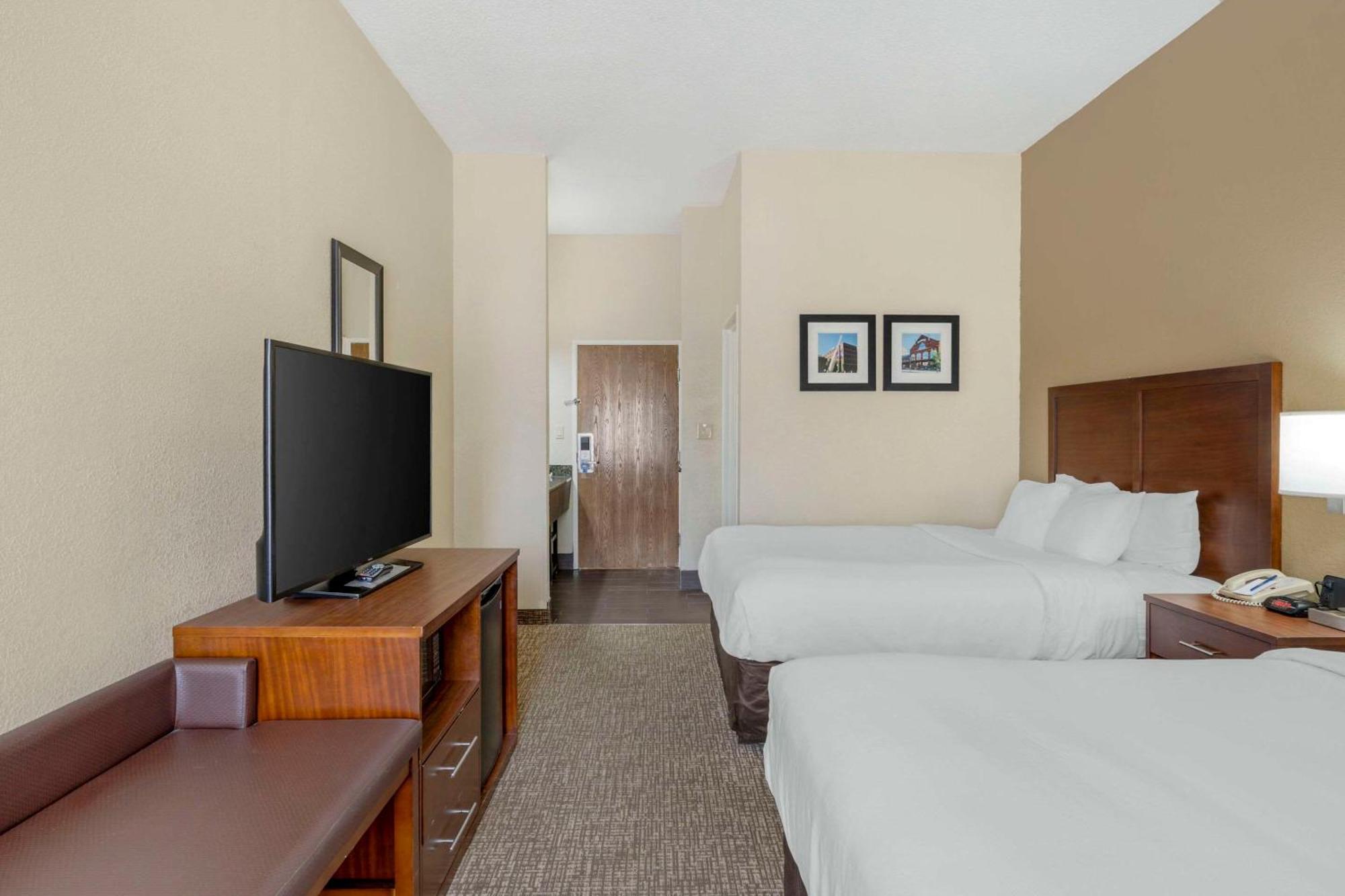 Comfort Inn & Suites La Grange Экстерьер фото